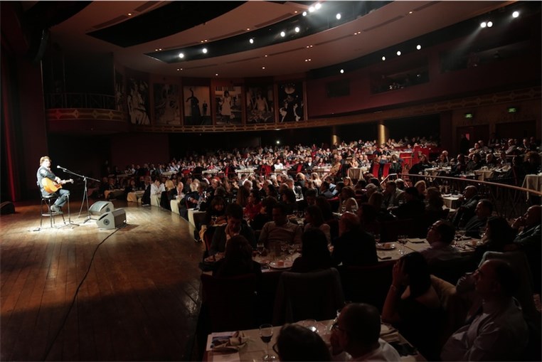 Bernard Sauvat Au Casino Du Liban